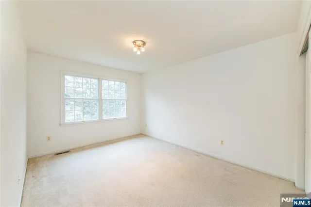 $689,000 | 91 Rhyan Drive, Unit 91, Parsippany, NJ 07054