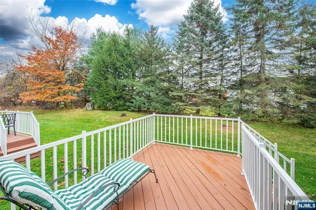 $689,000 | 91 Rhyan Drive, Unit 91, Parsippany, NJ 07054