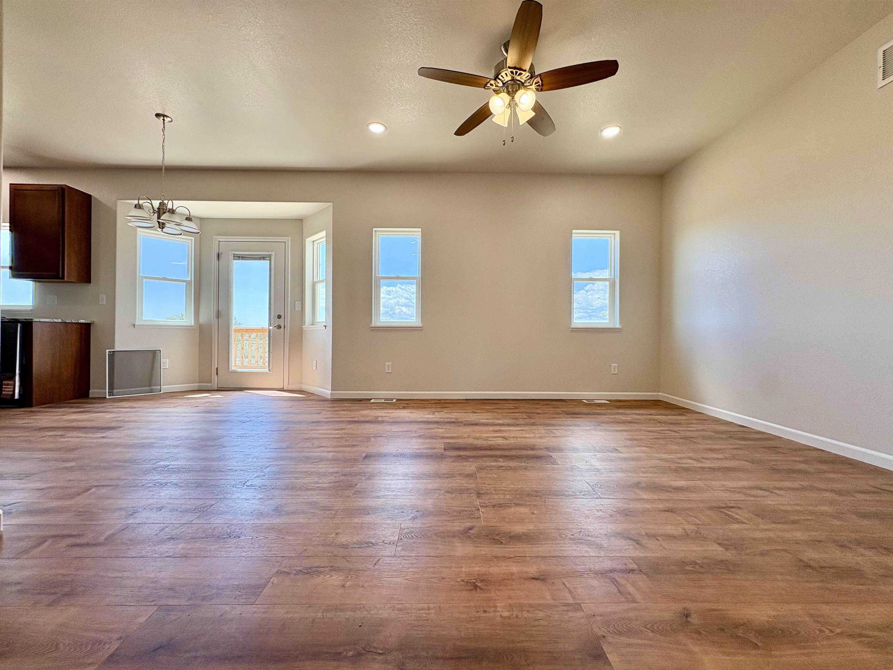 915 Flicker Street Douglas, WY 82633 - Photo 10 of 34