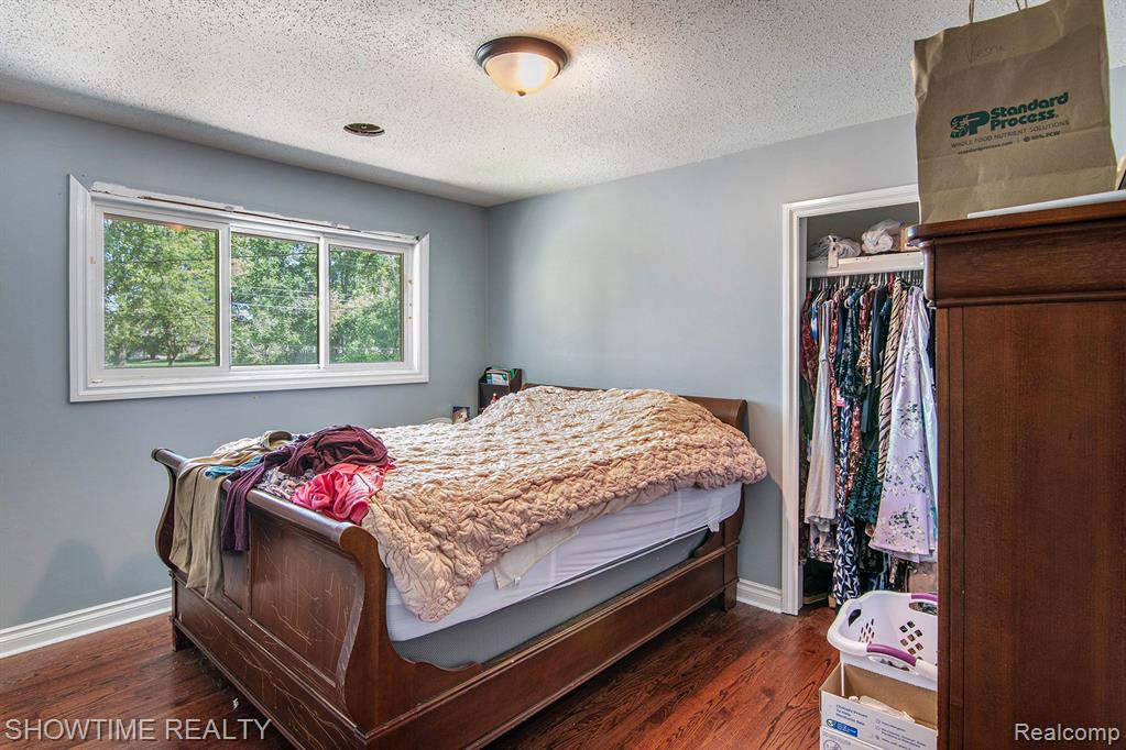 1831 Willowood Drive Rochester Hills, MI 48307 - Photo 11 of 18