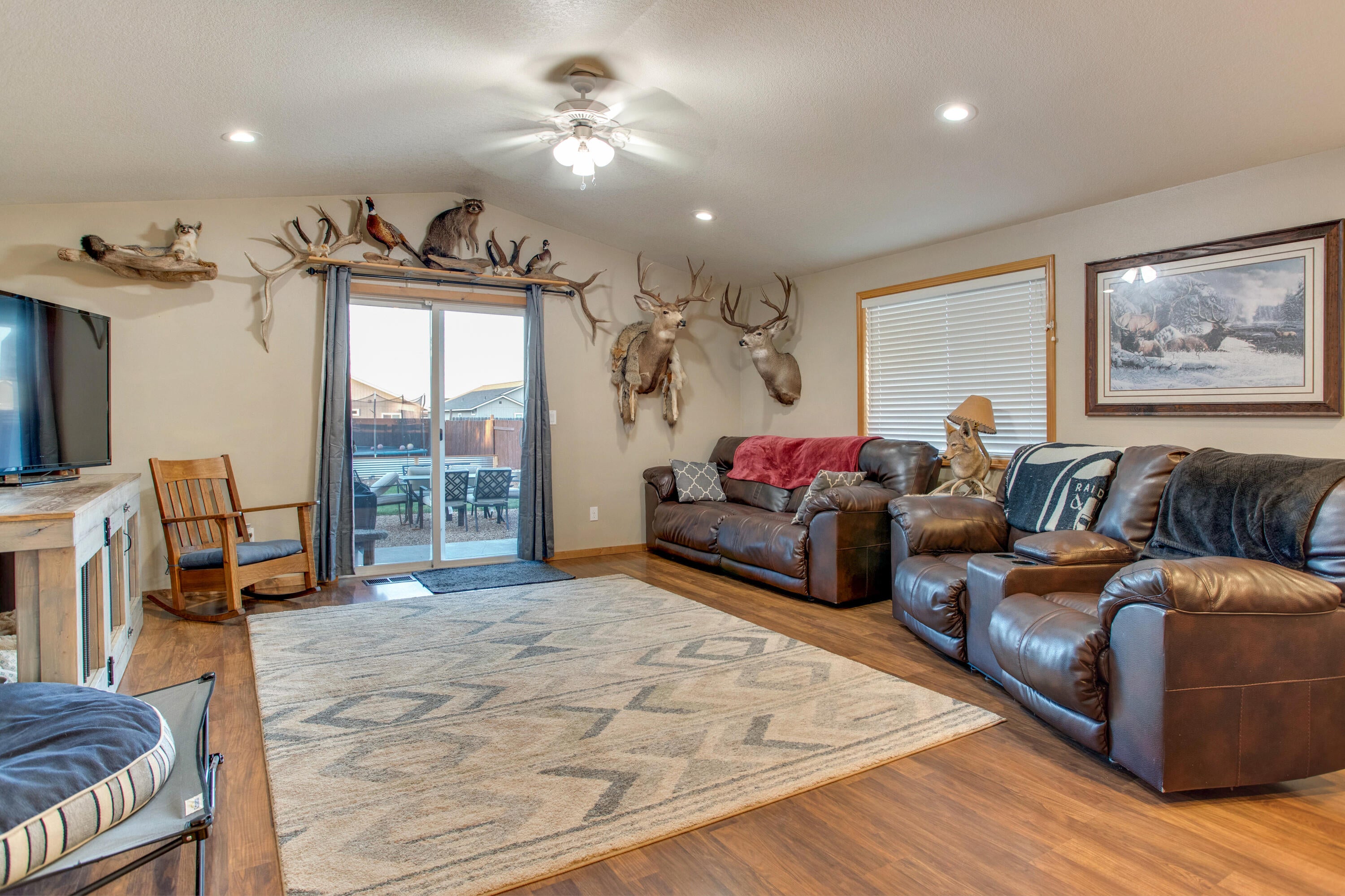 394 Center Ridge Drive Culver, OR 97734 - Photo 12 of 31 mmayphoto-3019-mmayphoto-3025(2)