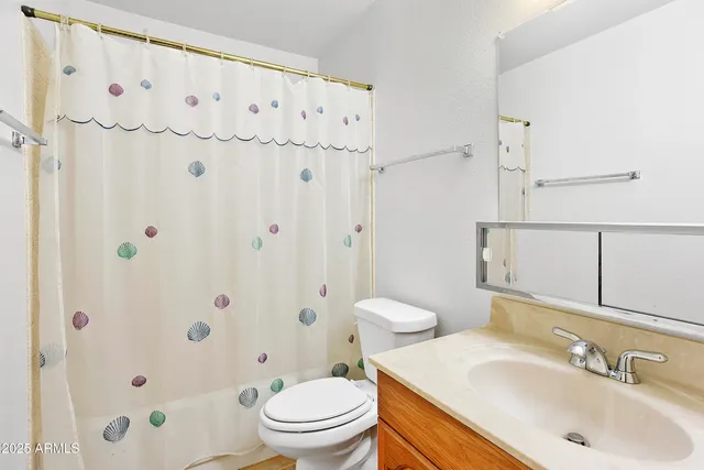 $675,000 | 451 East San Remo Avenue, Gilbert, AZ 85234