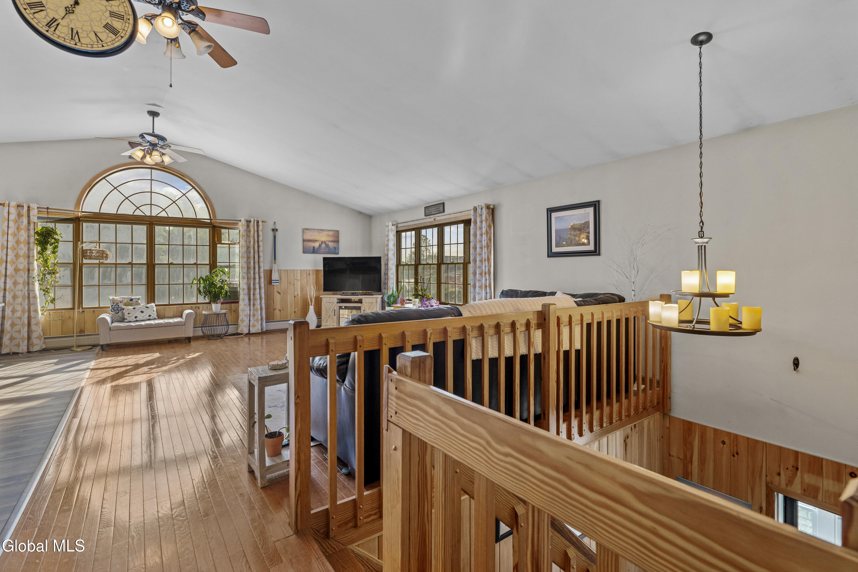 70 Island View Road Cohoes, NY 12047 - Photo 15 of 37 Living Room