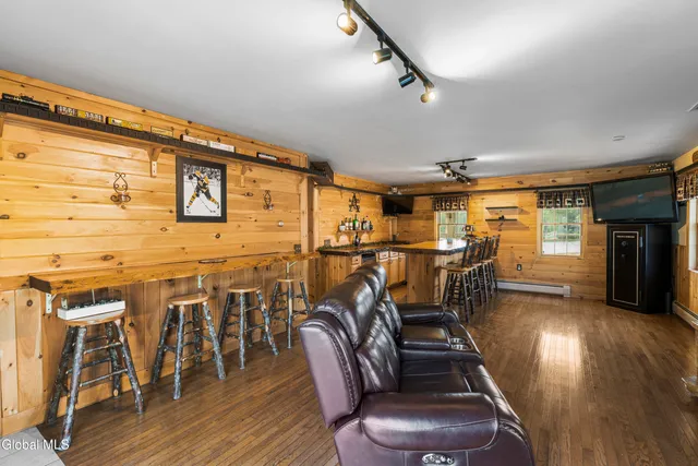 $535,000 | 70 Island View Road, Colonie, NY 12047