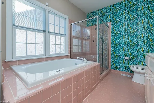 $2,100 | 101 St Charles Court, Kernersville, NC 27284