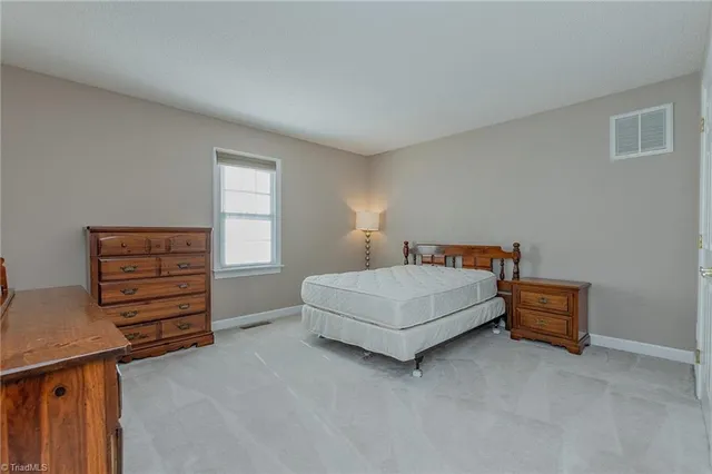 $2,100 | 101 St Charles Court, Kernersville, NC 27284