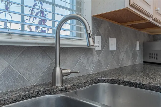 $2,100 | 101 St Charles Court, Kernersville, NC 27284