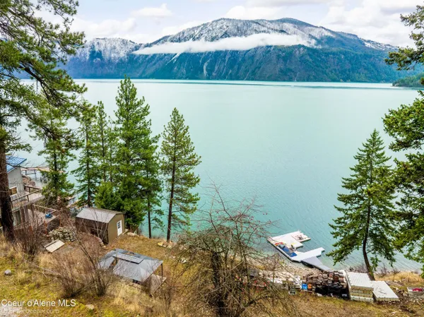 $515,000 | 18958 East Scenic Bay Drive, Bayview, ID 83803