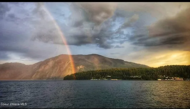 $395,000 | 18958 East Scenic Bay Drive, Bayview, ID 83803