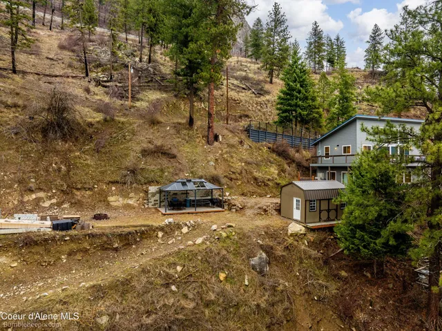 $395,000 | 18958 East Scenic Bay Drive, Bayview, ID 83803