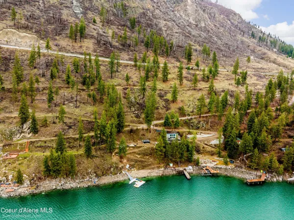 $515,000 | 18958 East Scenic Bay Drive, Bayview, ID 83803