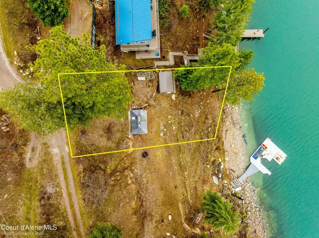 $395,000 | 18958 East Scenic Bay Drive, Bayview, ID 83803