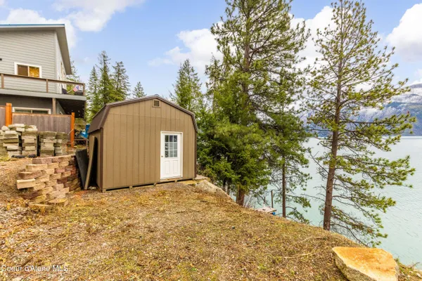 $515,000 | 18958 East Scenic Bay Drive, Bayview, ID 83803