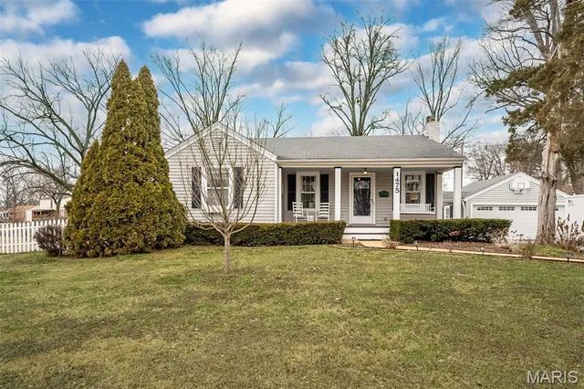 $265,000 | 1475 St Catherine Street, Florissant, MO 63033