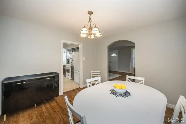 $265,000 | 1475 St Catherine Street, Florissant, MO 63033