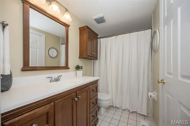 $265,000 | 1475 St Catherine Street, Florissant, MO 63033