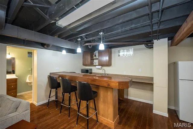 $265,000 | 1475 St Catherine Street, Florissant, MO 63033