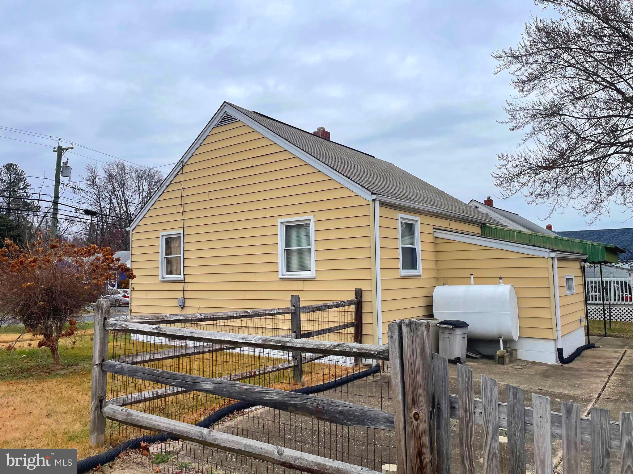 1713 Middleborough Road Essex, MD 21221 - Photo 10 of 20 Gallery Image 10