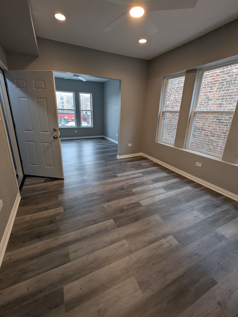 7121 South Perry Avenue Chicago, IL 60621 - Photo 2 of 13