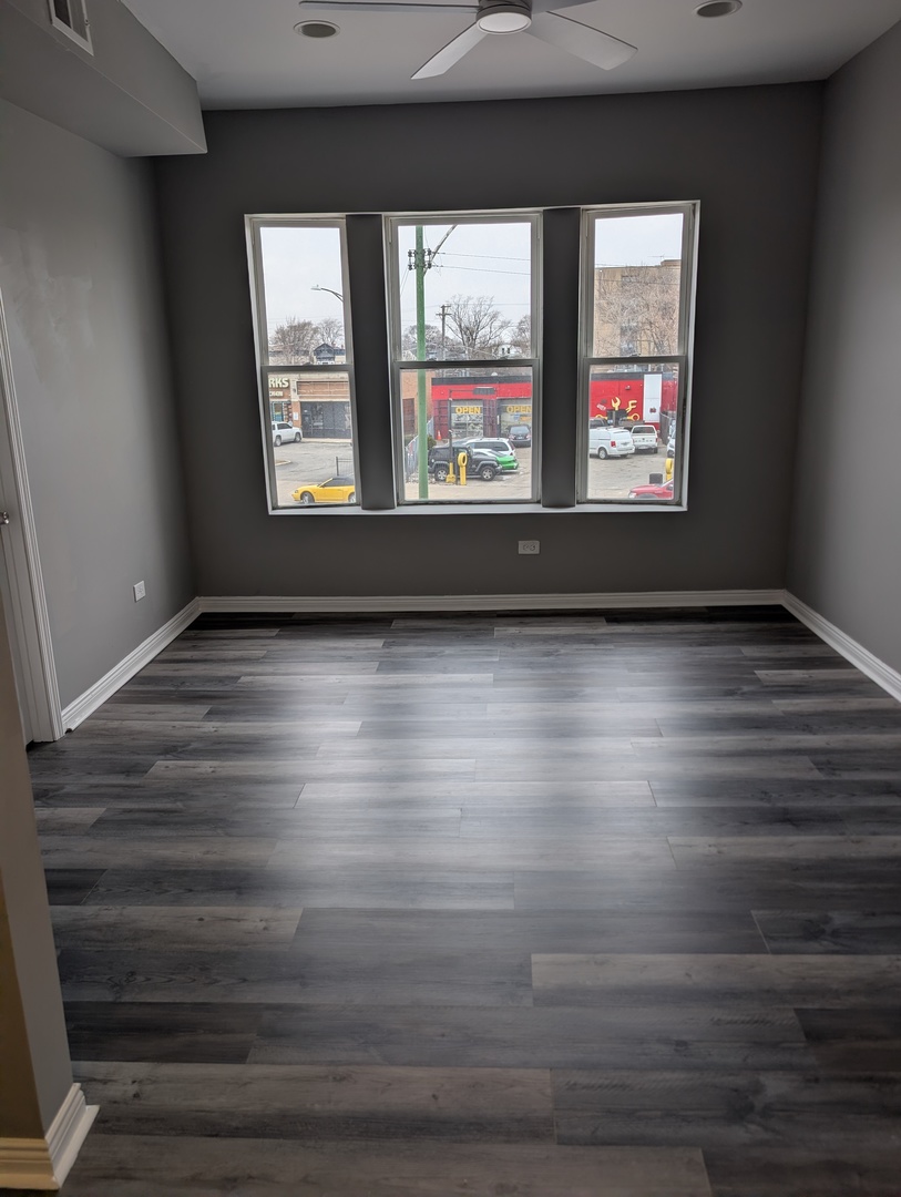 7121 South Perry Avenue Chicago, IL 60621 - Photo 3 of 13