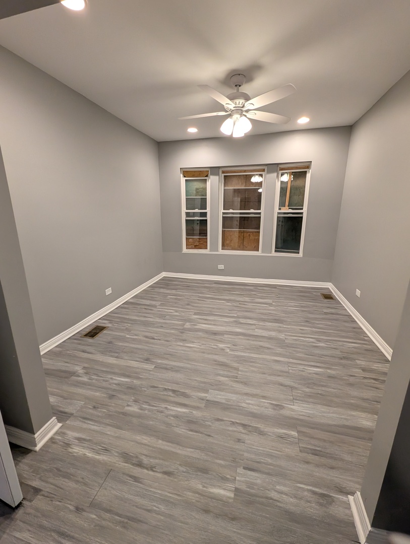 7121 South Perry Avenue Chicago, IL 60621 - Photo 5 of 13