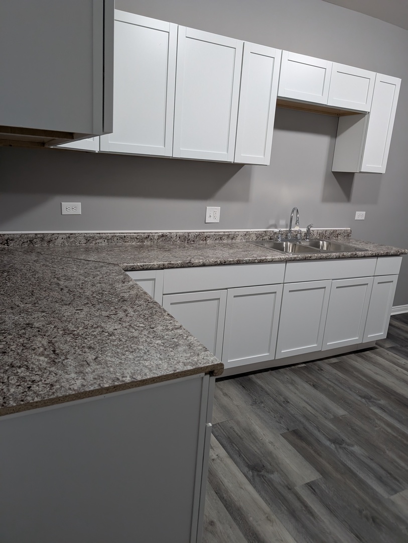 7121 South Perry Avenue Chicago, IL 60621 - Photo 9 of 13