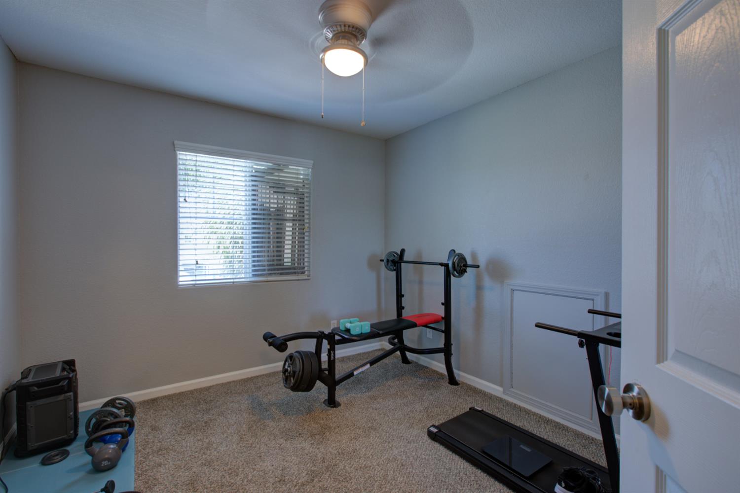 1901 St Sebastian Way Modesto, CA 95358 - Photo 12 of 48 Gallery Image 12