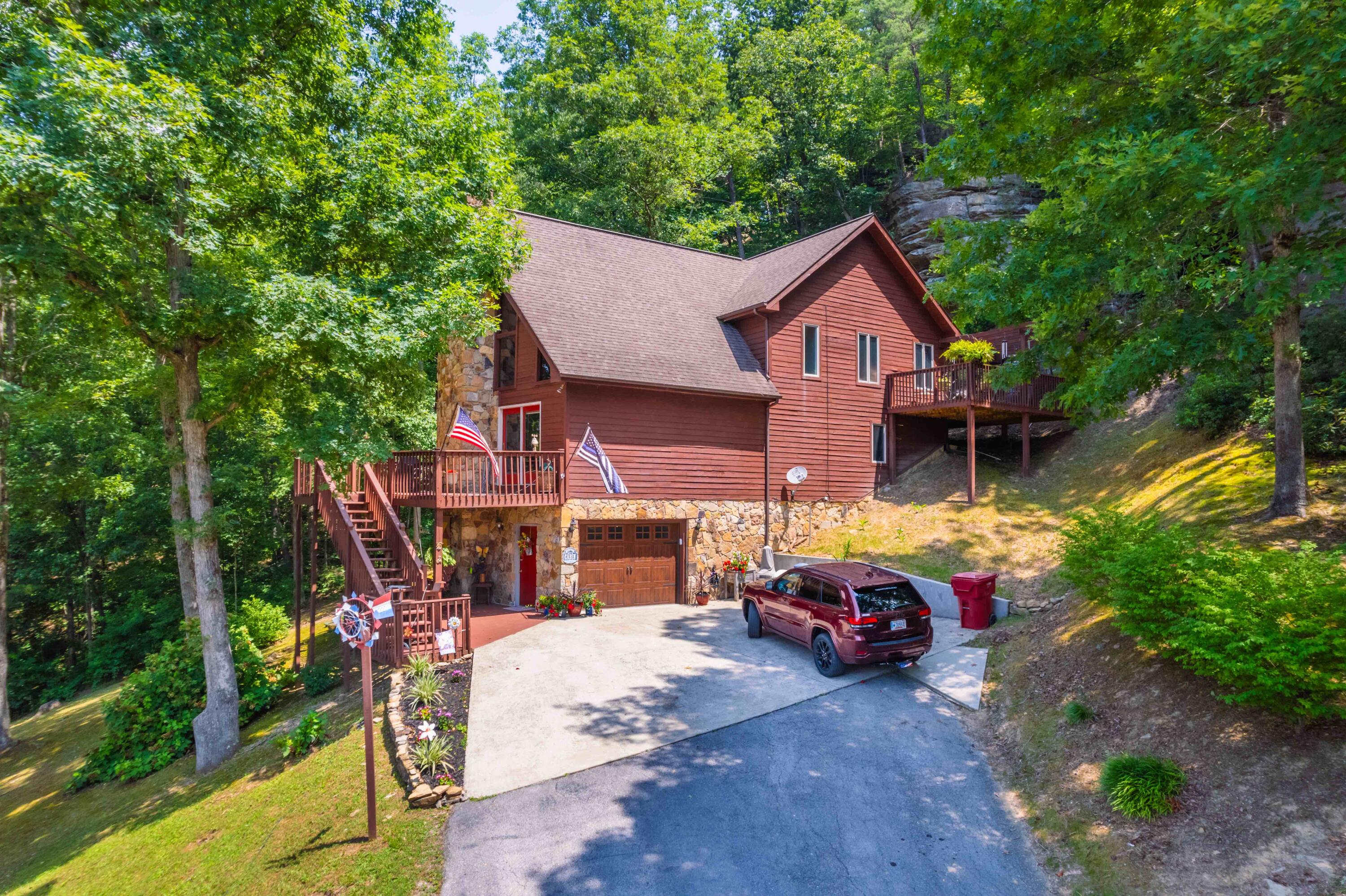 1014 Cliffs Edge Road East Bernstadt, KY 40729 - Photo 35 of 69 DJI_002613