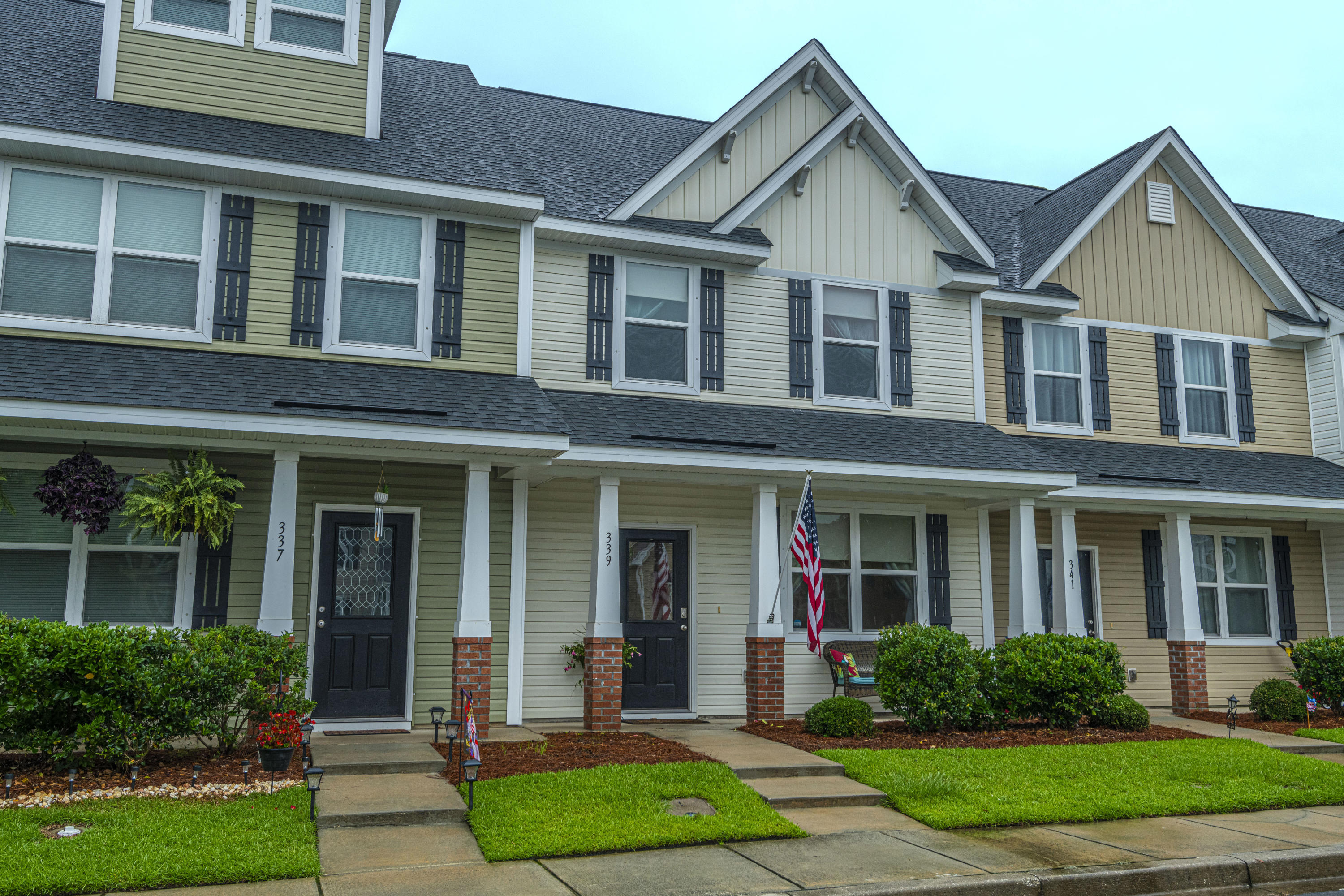 339 Flyway Road Goose Creek, SC 29445 - Photo 4 of 4 DSC_9989