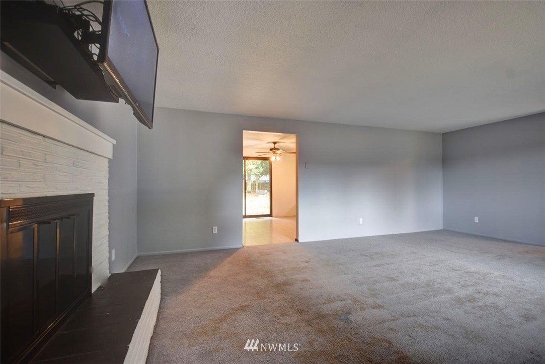 18700 Old Highway 99 Southwest Rochester, WA 98579 - Photo 5 of 29 Gallery Image 5