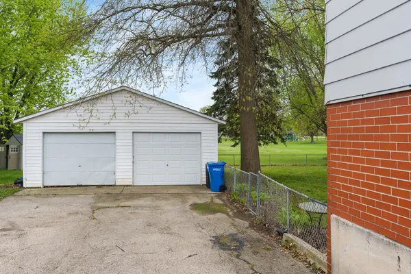 $239,900 | 163 Walnut Street, Unit 3, Oregon, WI 53575