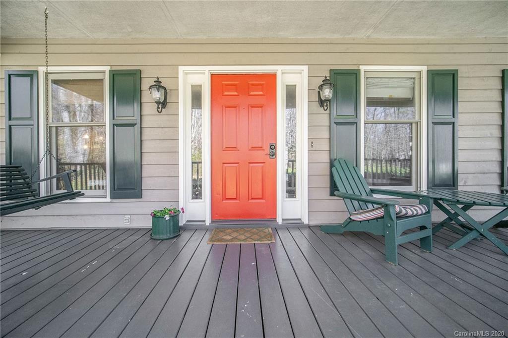 1685 Mary Ellen Drive Fort Mill, SC 29708 - Photo 3 of 33