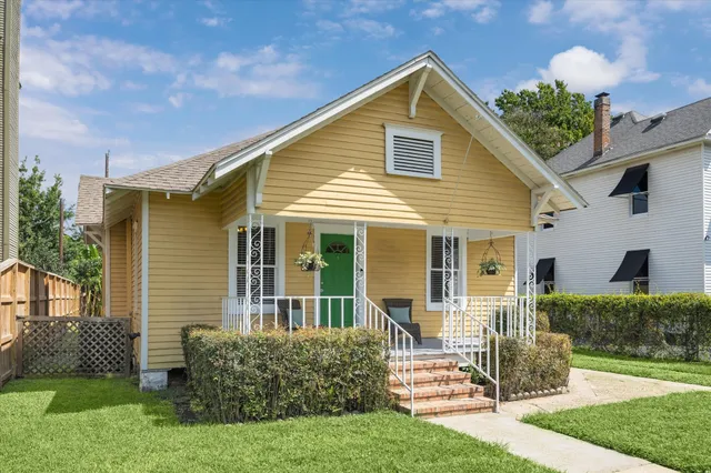 $3,350 | 345 West 22nd Street, Houston, TX 77008