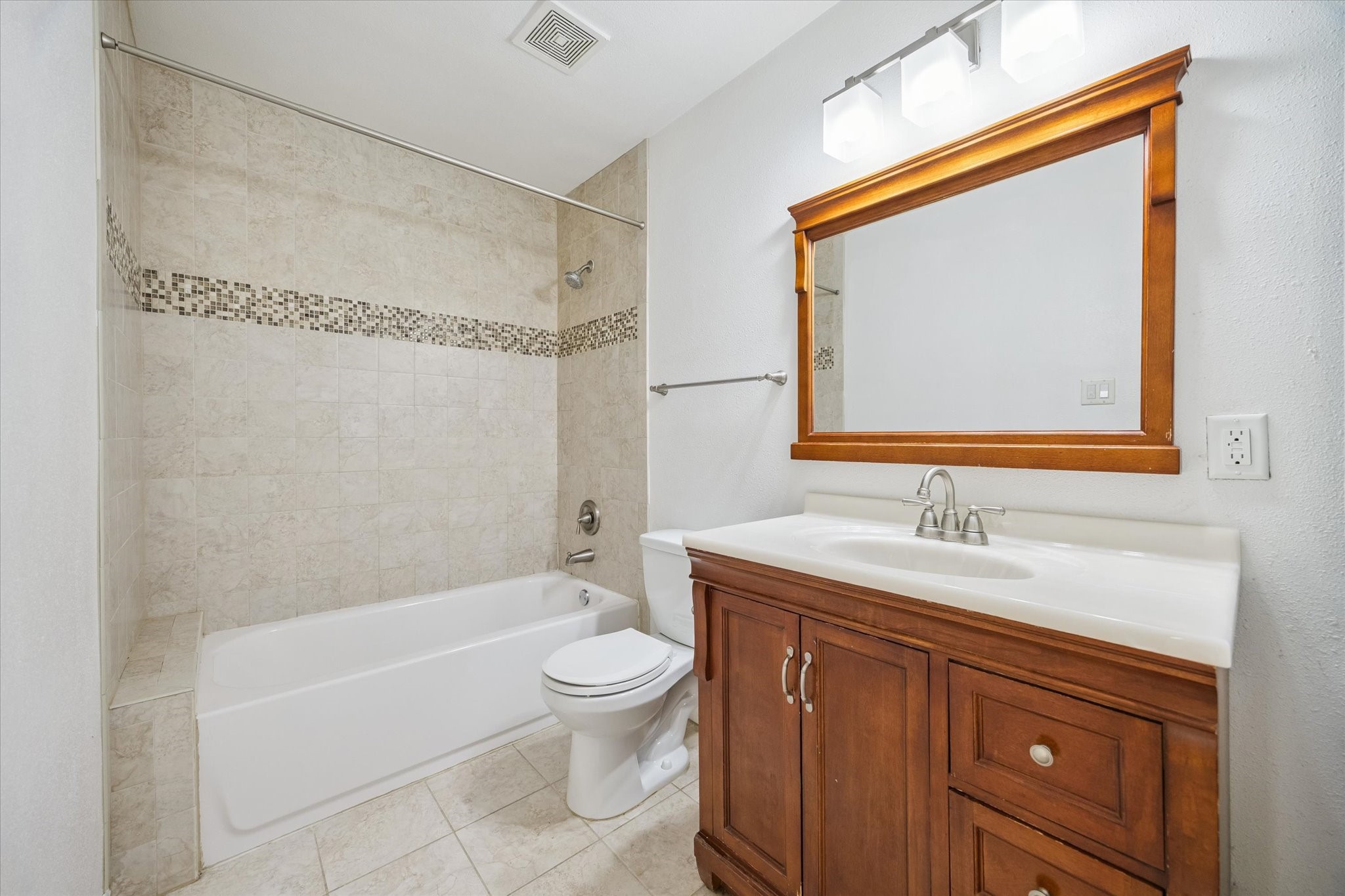 345 West 22nd Street Houston, TX 77008 - Photo 12 of 20