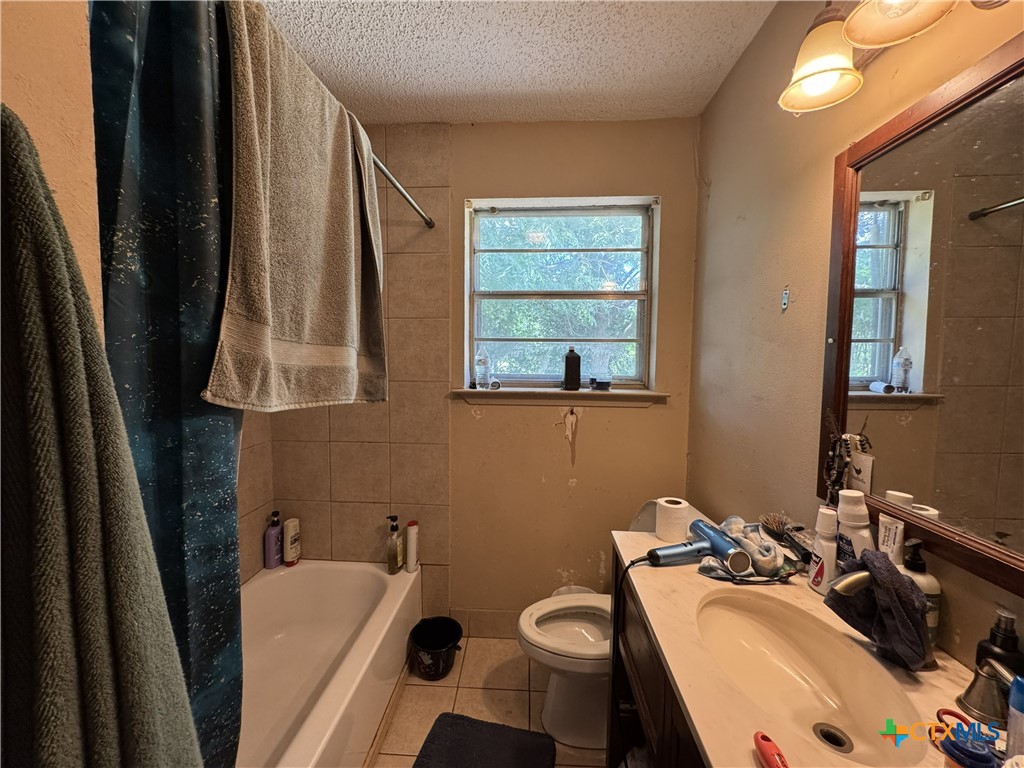 3041 Monroe Street Commerce, TX 75428 - Photo 4 of 23