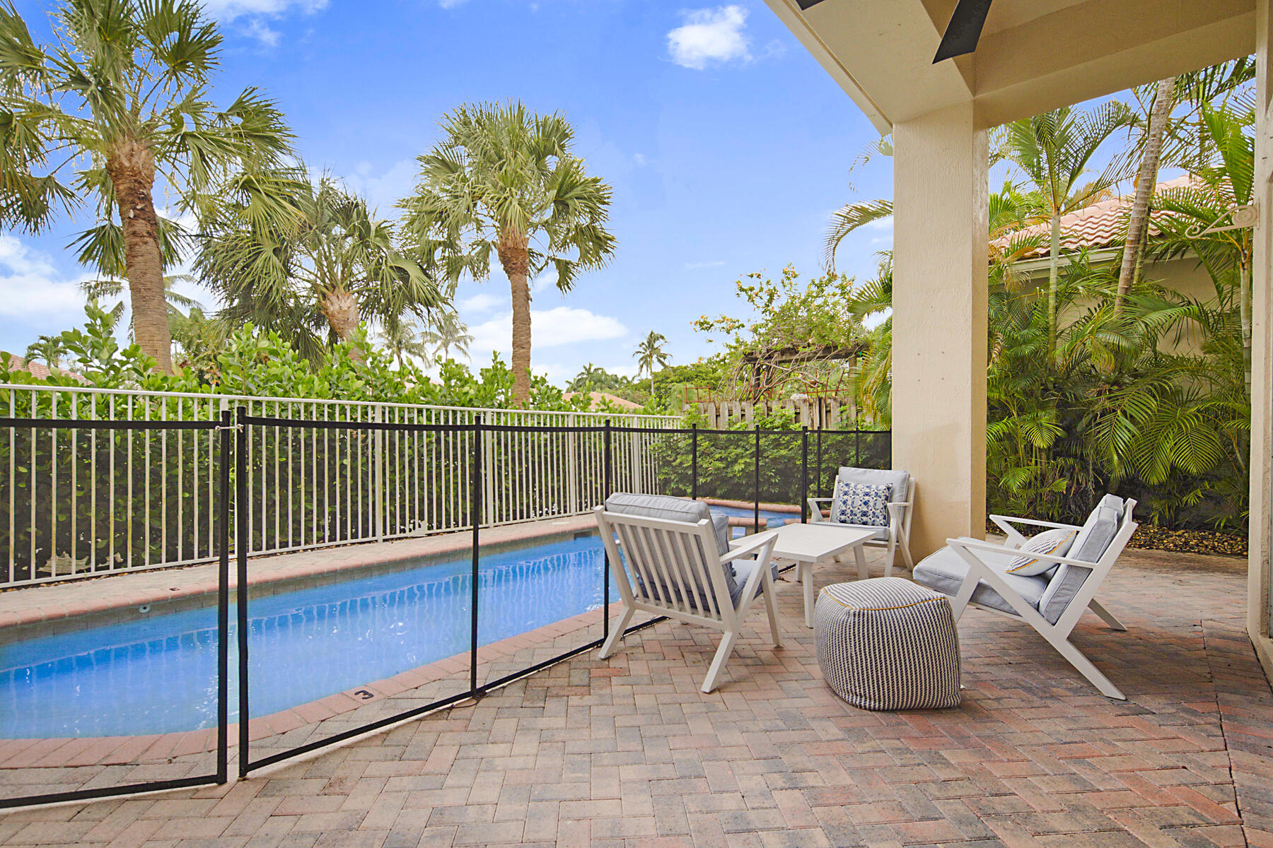 7041 Islegrove Place Boca Raton, FL 33433 - Photo 33 of 42 Pool/Covered Patio