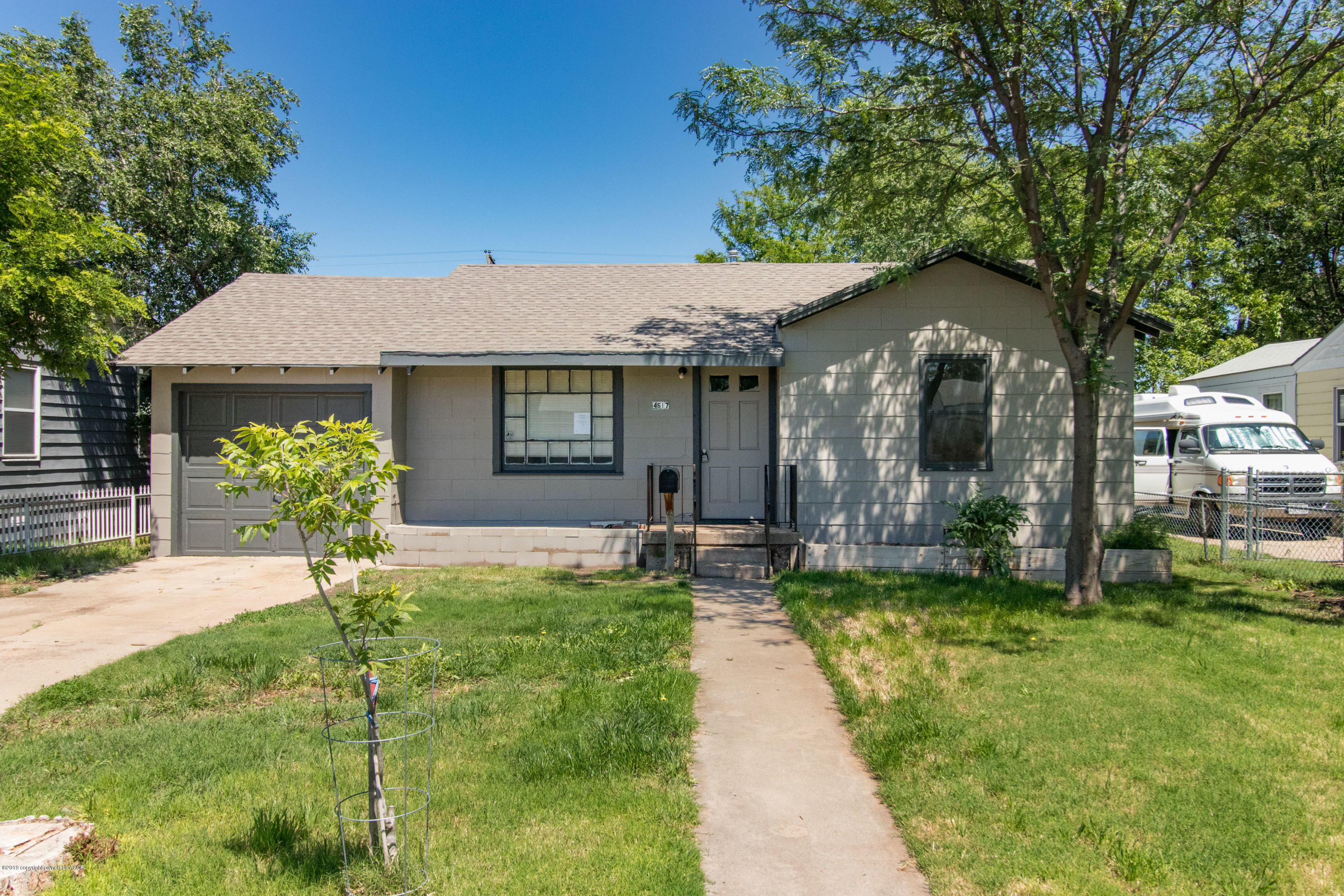 4617 Bowie Street Amarillo, TX 79110 - Photo 1 of 19 001