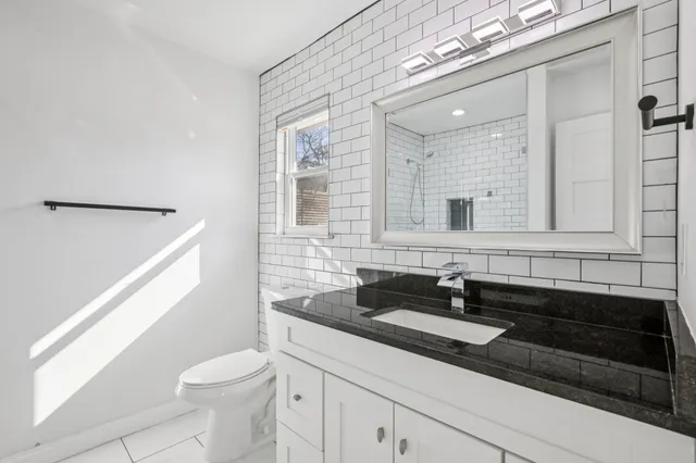 $3,300 | 7205 Twisted Oaks Drive, Austin, TX 78745