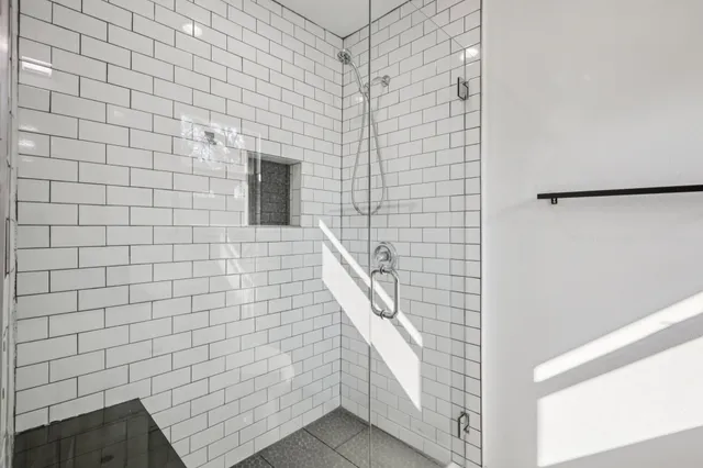 $3,300 | 7205 Twisted Oaks Drive, Austin, TX 78745