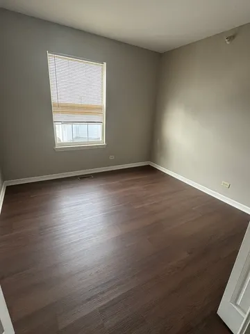 $2,050 | 1349 Orleans Drive, Mundelein, IL 60060