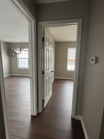 $2,050 | 1349 Orleans Drive, Mundelein, IL 60060