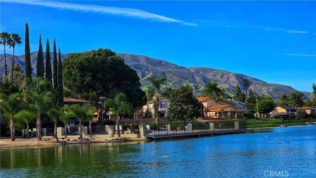 $350,000 | 1586 Border Avenue, Unit G, Corona, CA 92882