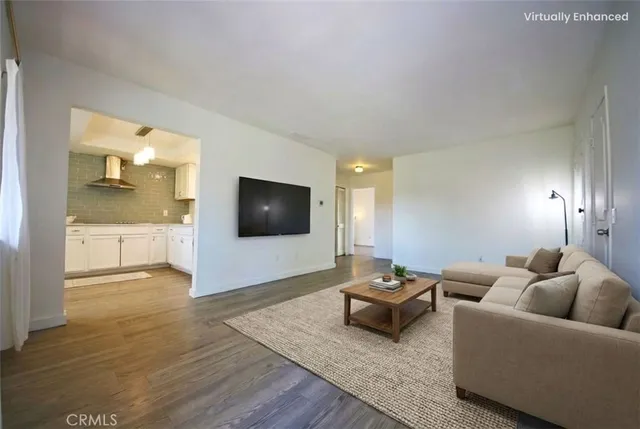 $350,000 | 1586 Border Avenue, Unit G, Corona, CA 92882