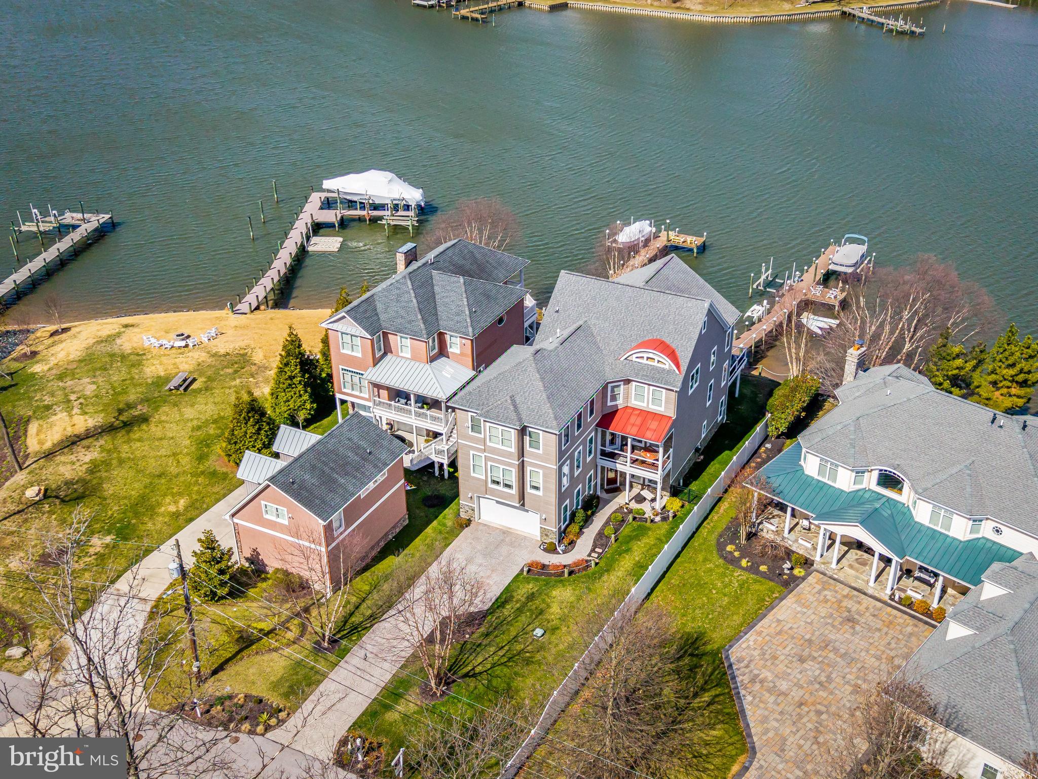 424 Katherine Avenue Baltimore, MD 21221 - Photo 68 of 77 an aerial view of a house with swimming pool and outdoor seating