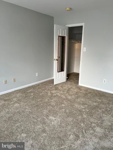 a view of walk in closet