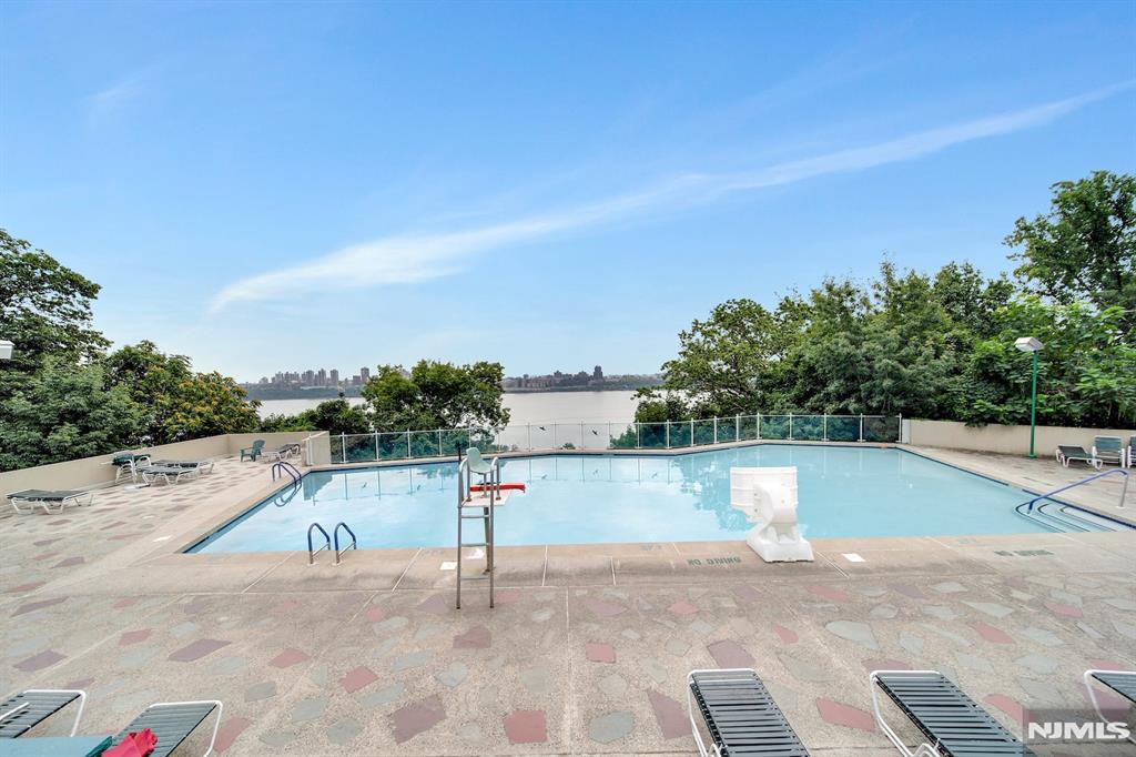 2 Horizon Road, Unit 1418 Fort Lee, NJ 07024 - Photo 21 of 22