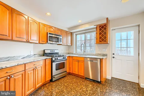 $339,900 | 135 West Ostend Street, Baltimore, MD 21230