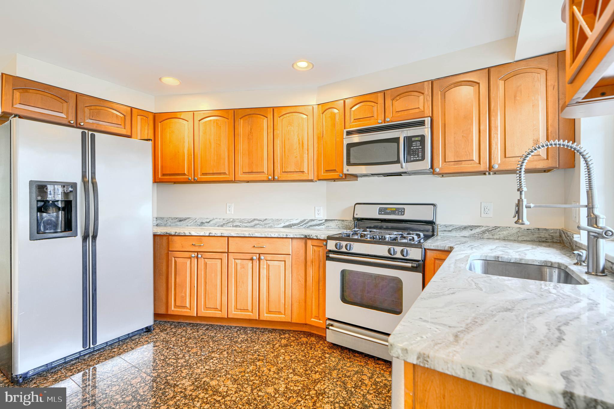 135 West Ostend Street Baltimore, MD 21230 - Photo 13 of 36