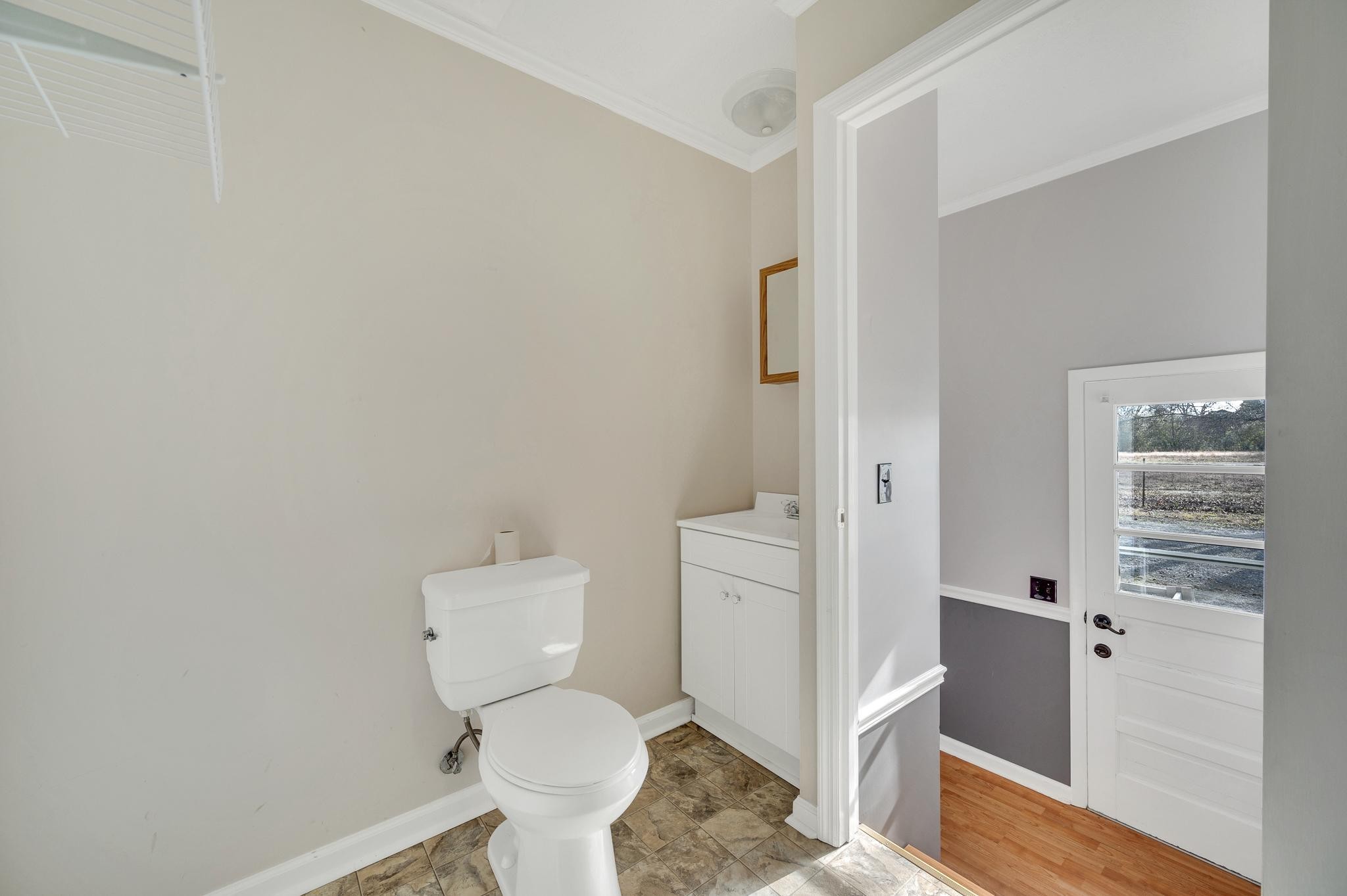 1077 Weeks Road Murfreesboro, TN 37127 - Photo 17 of 51 Gallery Image 17