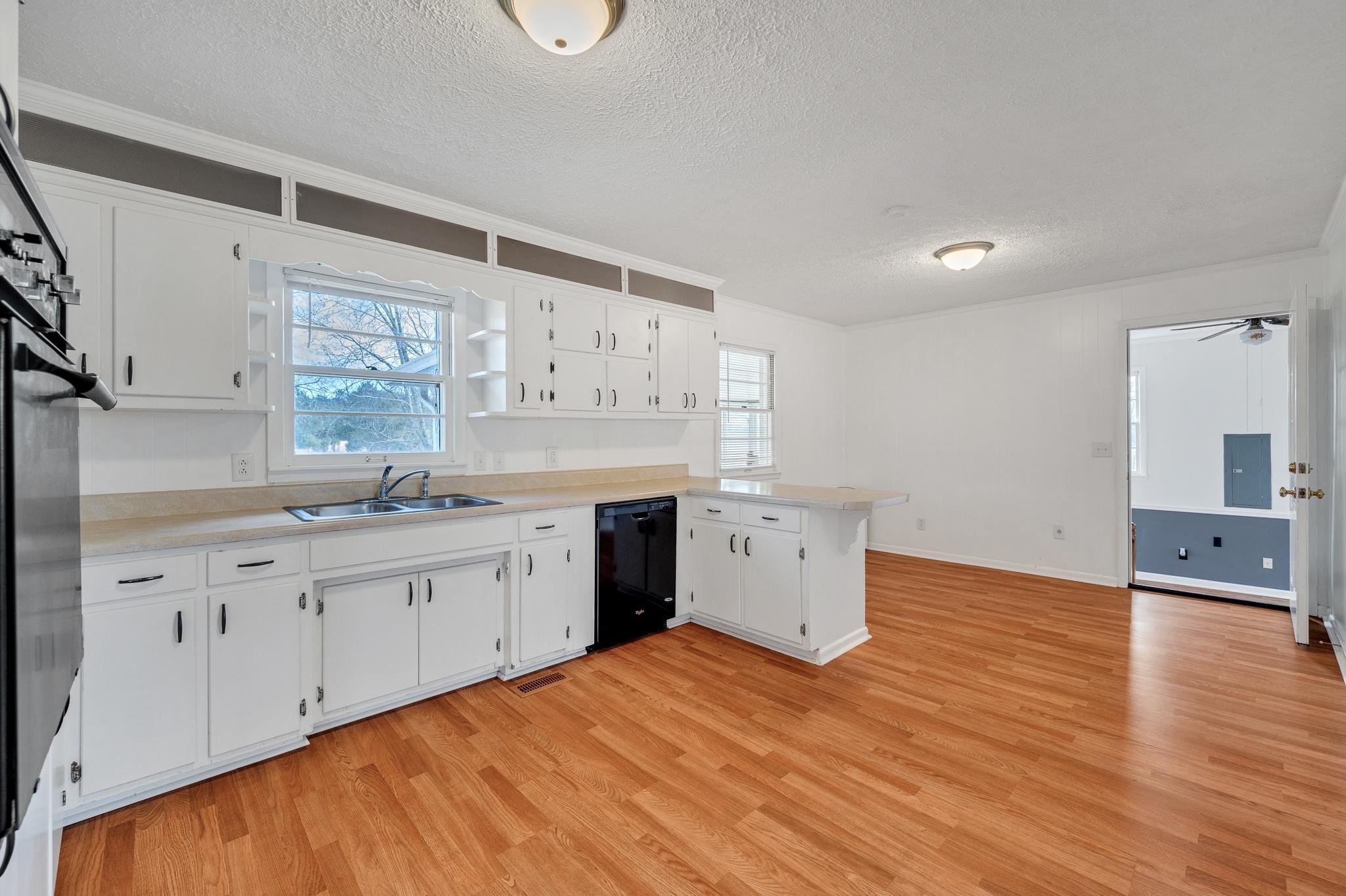 1077 Weeks Road Murfreesboro, TN 37127 - Photo 27 of 51 Gallery Image 27